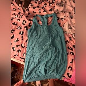 Lulu lemon small blue top